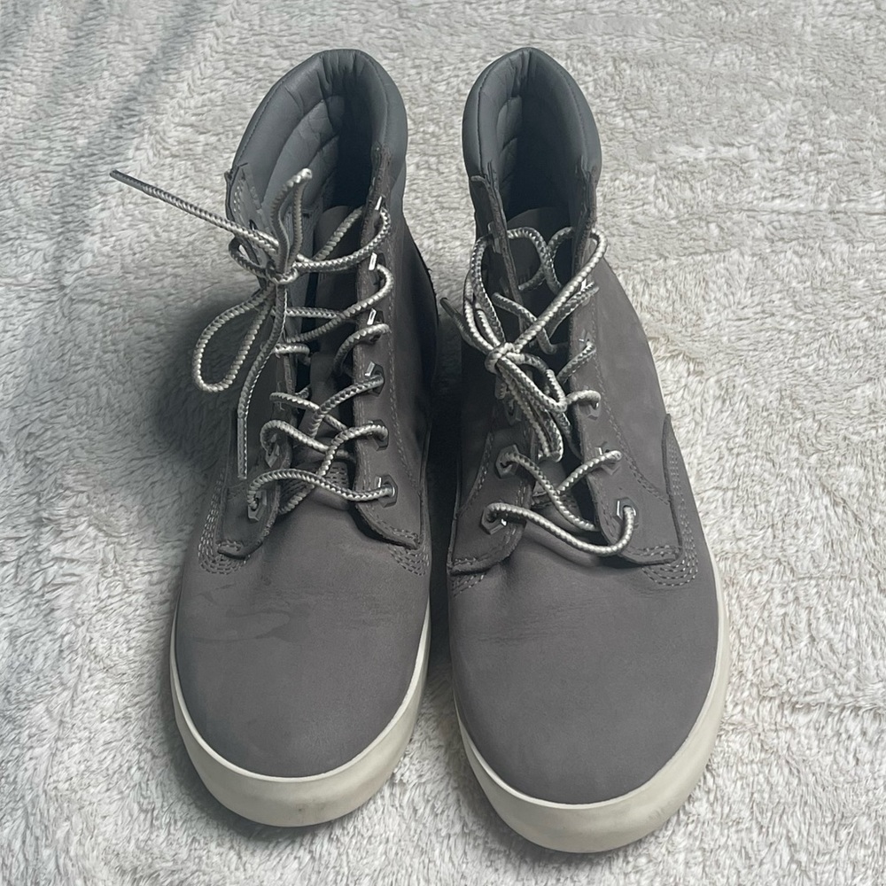 Timberland Women’s Shoe Sz 5.5